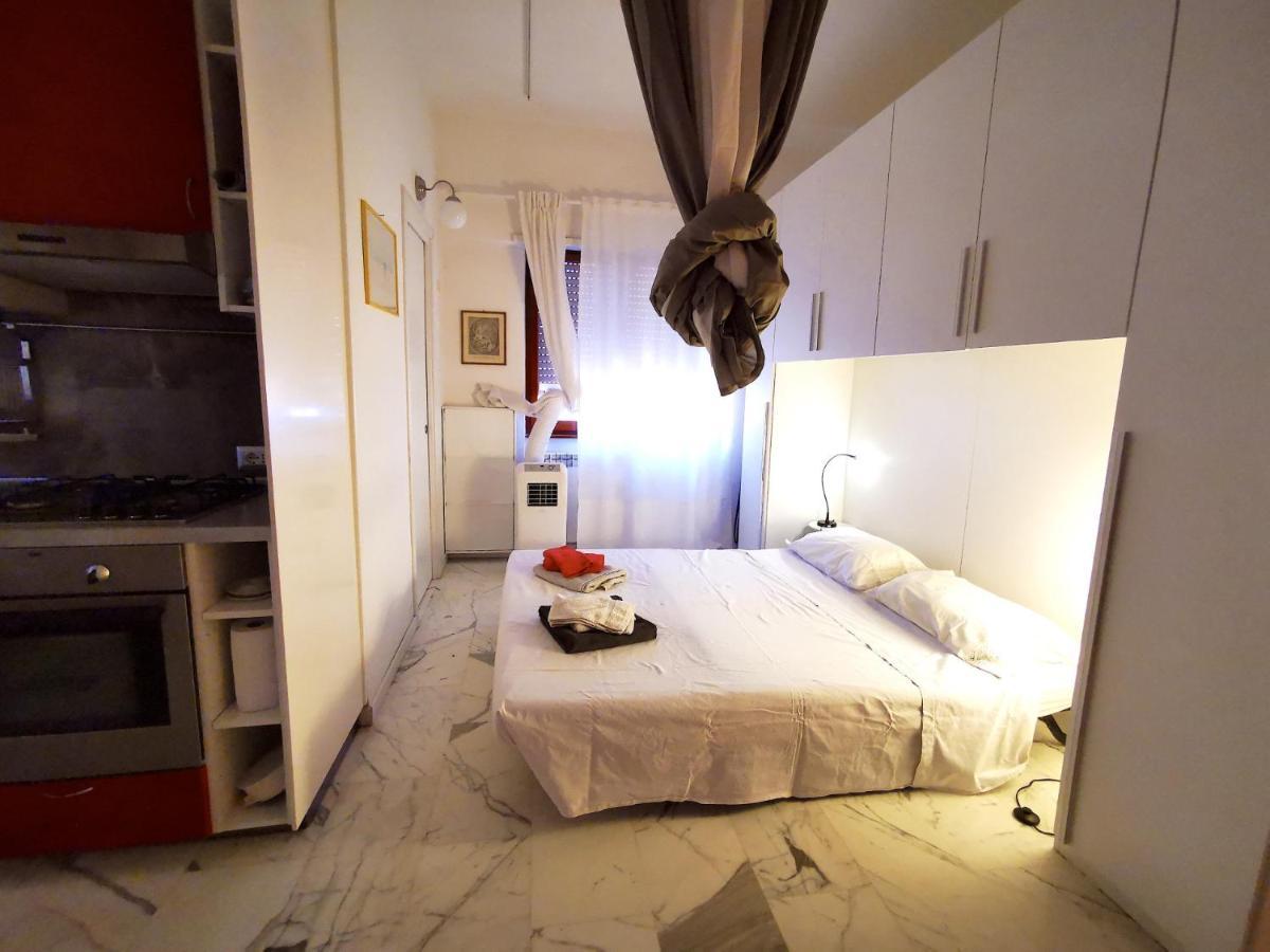 Rouge Studio - 10 Min From Vatican Appartement Buitenkant foto